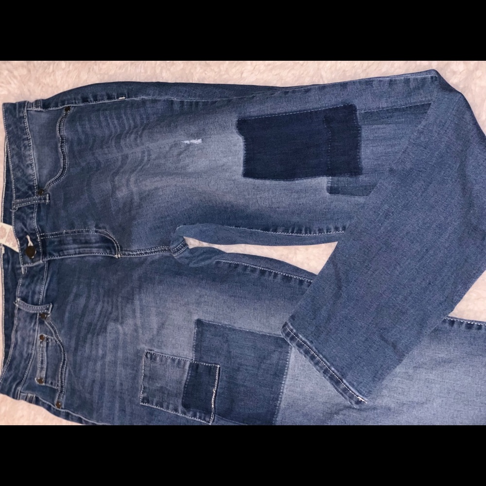 Jeans - Picture 3 of 4
